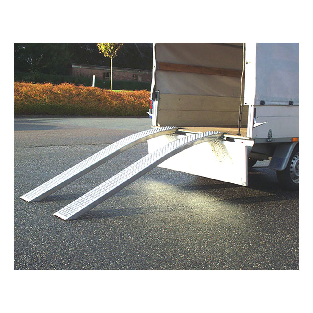 LOADING RAMPS 2 METER X 26 CM 1000KG RATED