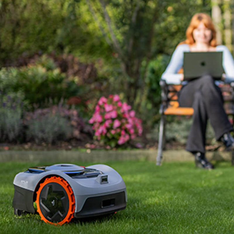 SEGWAY Navimow i108 Robotic Mower